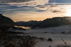 フルリモートで働く地方の人が知っておくべきクラウド年収の相場は？